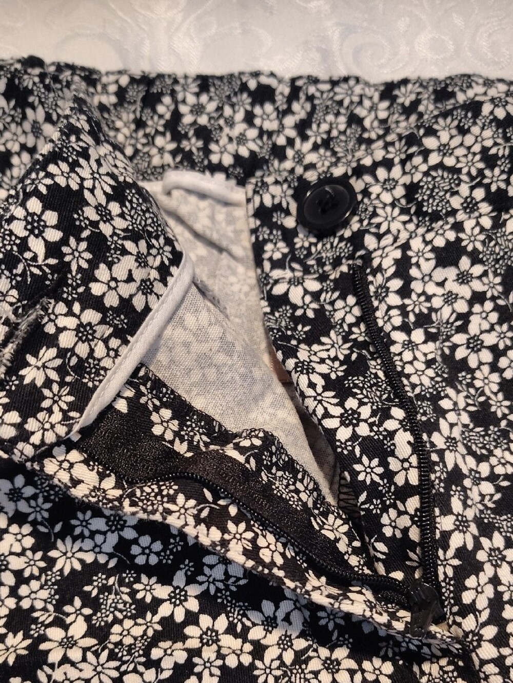 White Stag Black and White Floral Pants - Picture 3 of 4